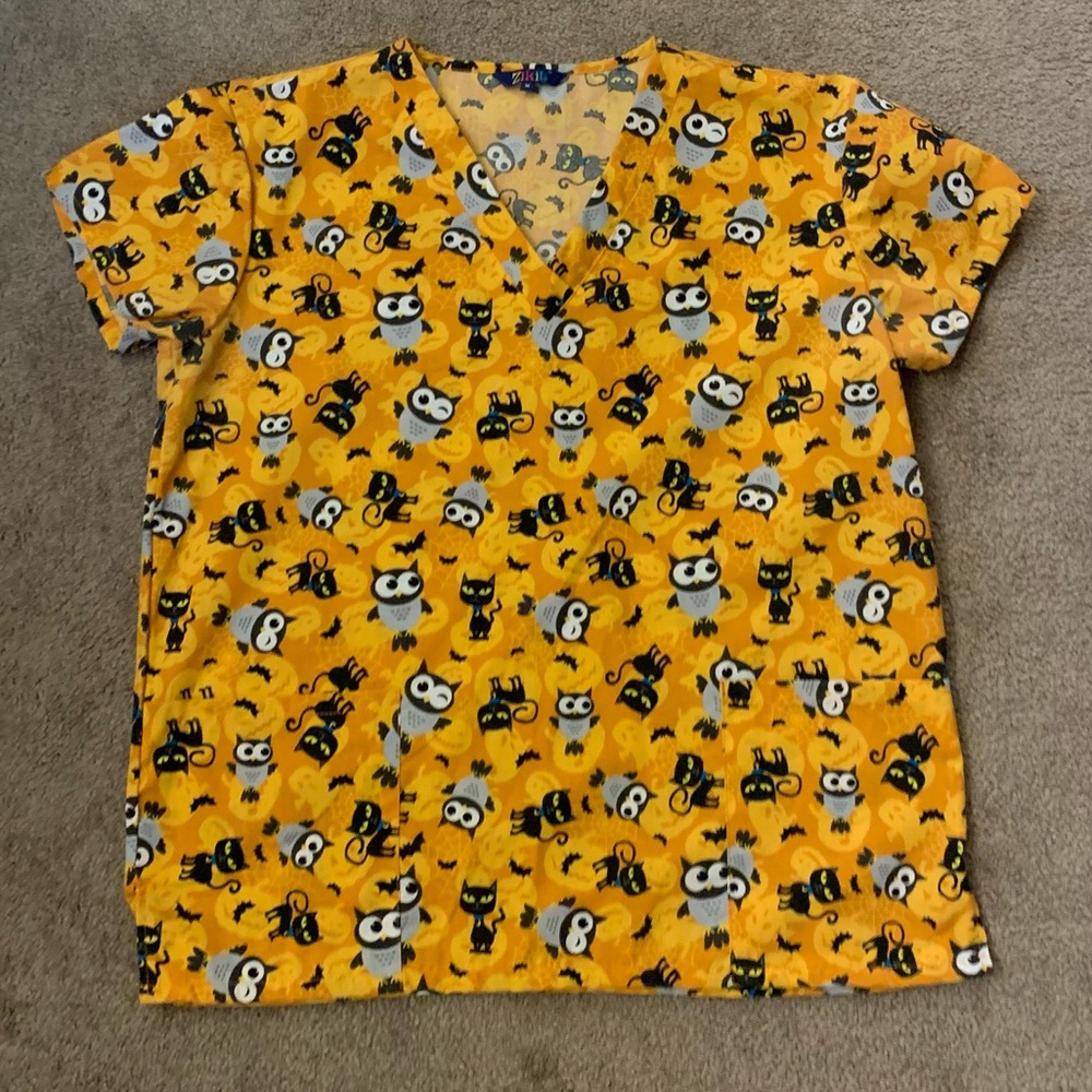 Zikit Halloween scrub top